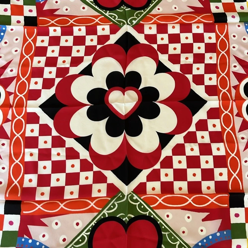 Moschino Boutique Silk Scarf Hearts Made in Italy NWT - Picture 2 of 9